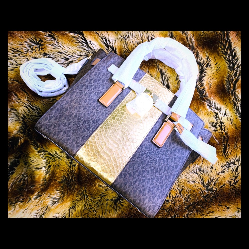 🛒NWT Michael Kors Hamilton Lg Monogram Gold Snake